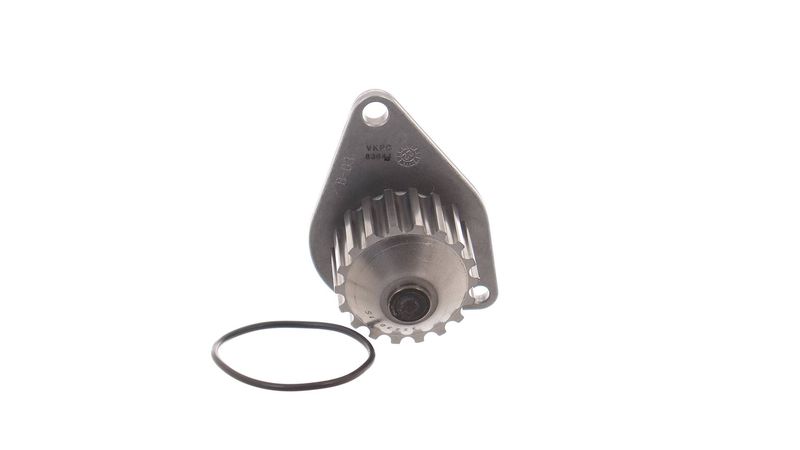 Vesipumppu, moottorin jäähdytys - VKPC 83644