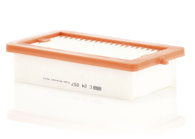 Ilmansuodatin - C 24 057