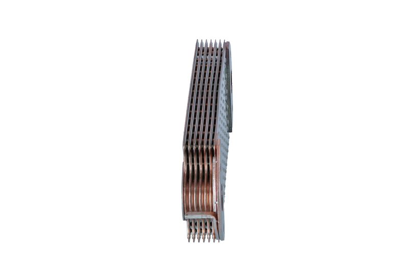Moottoriöljyn jäähdytin - 31201