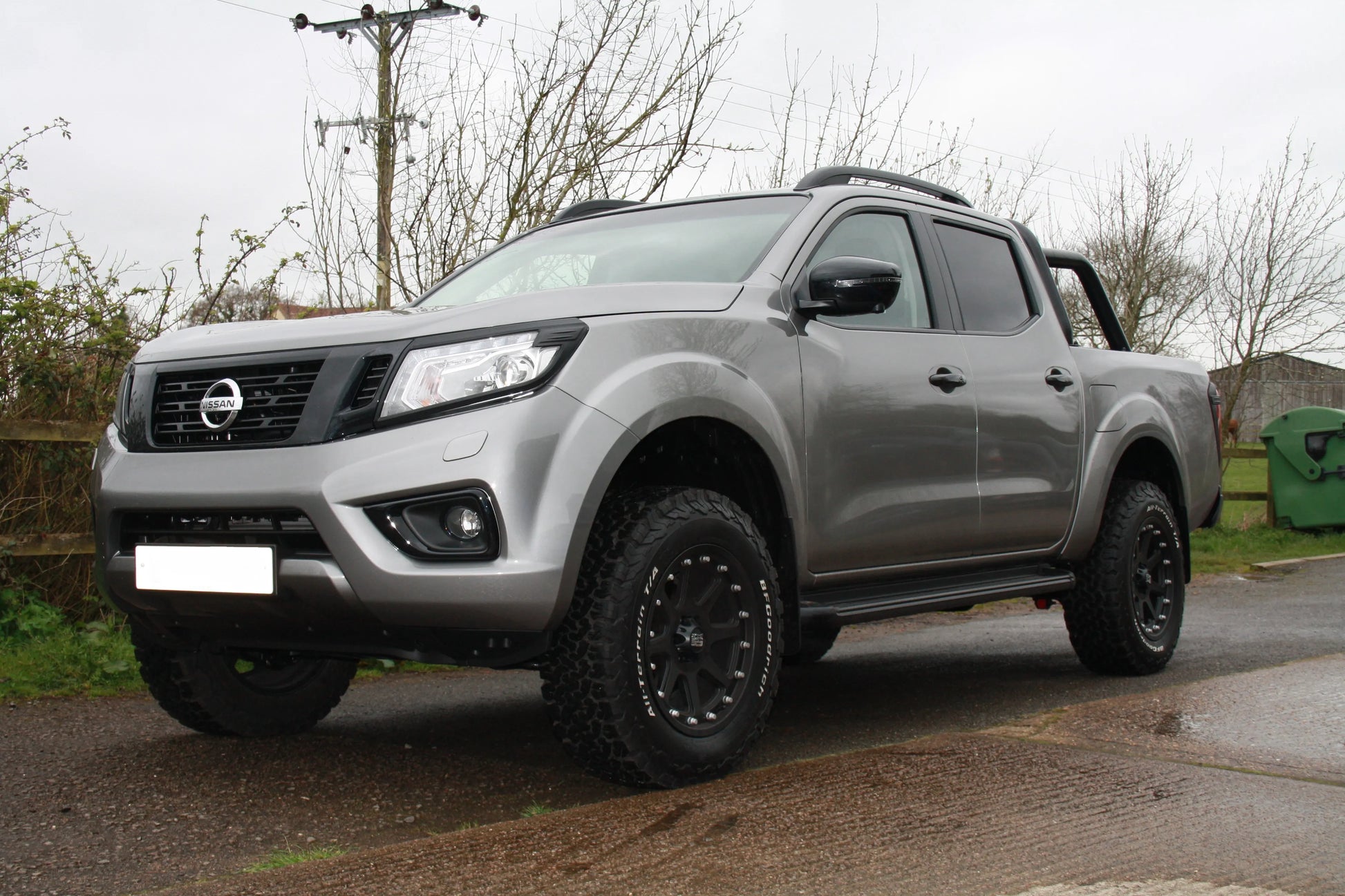 Pedders 1.5 Inch Suspension Lift Kit. Nissan Navara D23 / NP300 - 803199
