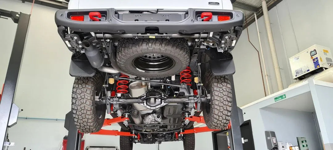 Pedders 2 Inch Suspension Lift Kit. Jeep Gladiator, JT, 2020 on - 803512