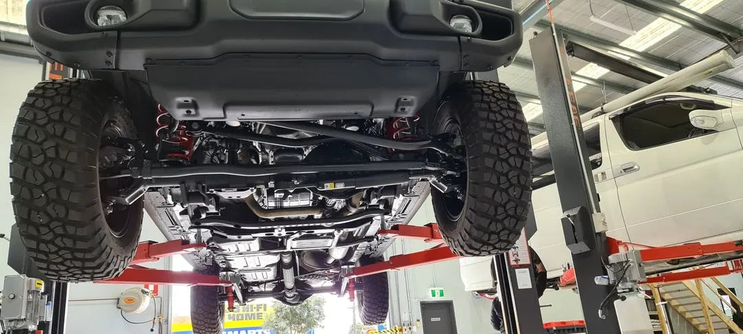 Pedders 2 Inch Suspension Lift Kit. Jeep Gladiator, JT, 2020 on - 803512