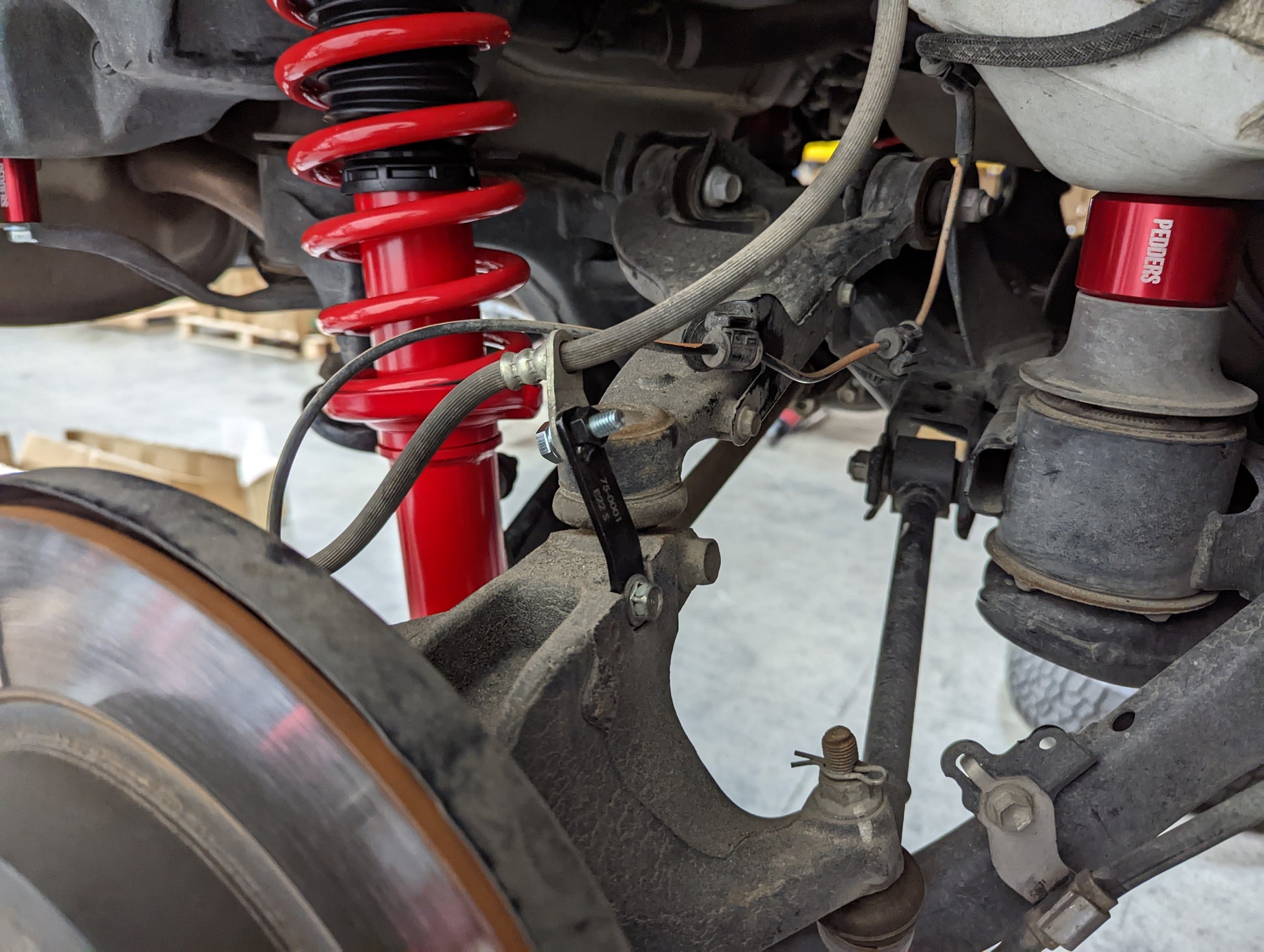 Pedders 2 inch Lift Kit. Subaru Outback. 6 Cylinder. BS models - 919141