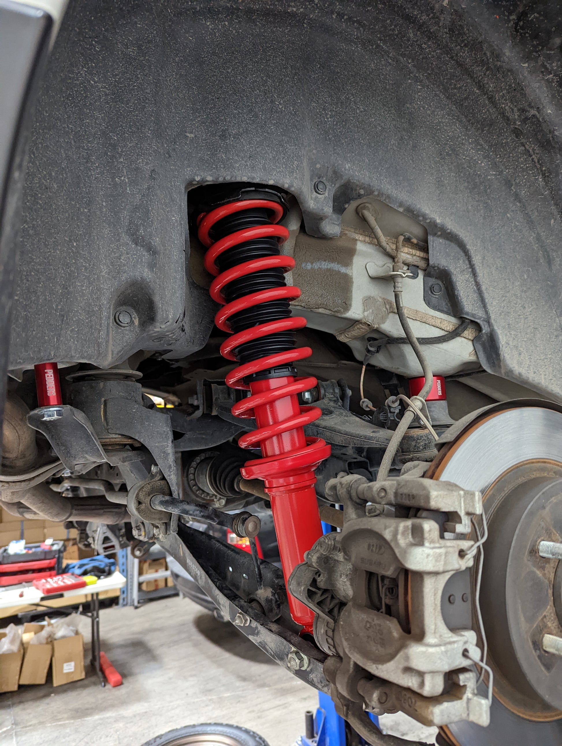 Pedders 2 inch Lift Kit. Subaru Outback. 6 Cylinder. BS models - 919141