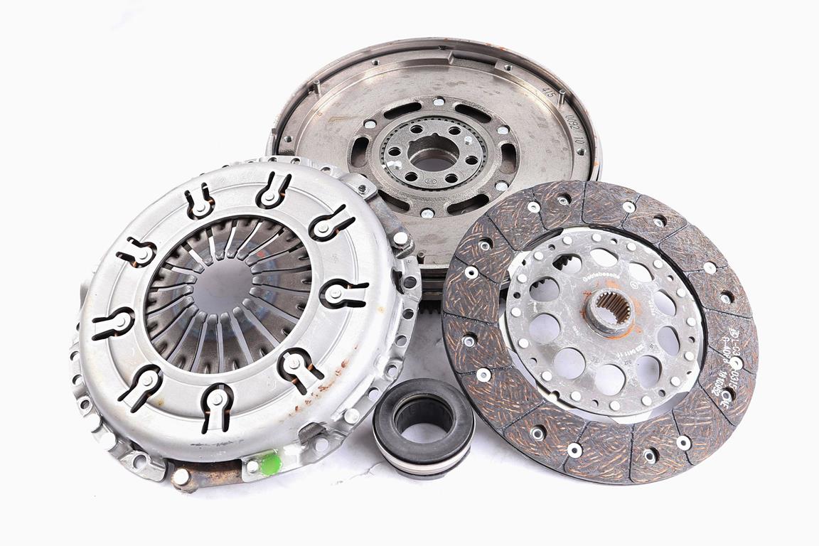 Kit Including Dual Mass Flywheel - KAU23515