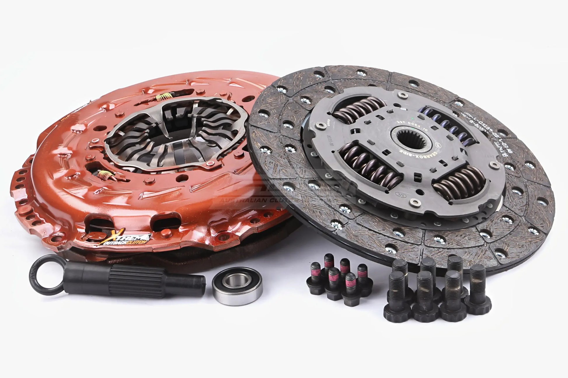 Clutch Kit - Xtreme Outback Heavy Duty Organic 830Nm Suitable to conversion kit to solid flywheel KMI28590/KMI28690 - KMI28090-1A