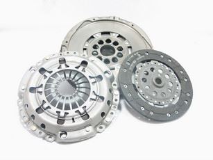 Kit Including Dual Mass Flywheel - KVL24532