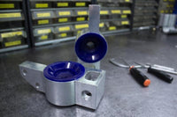 FR LWR CONTROL ARM BRACKET KIT (80 duro/ShA) - SPF4952K