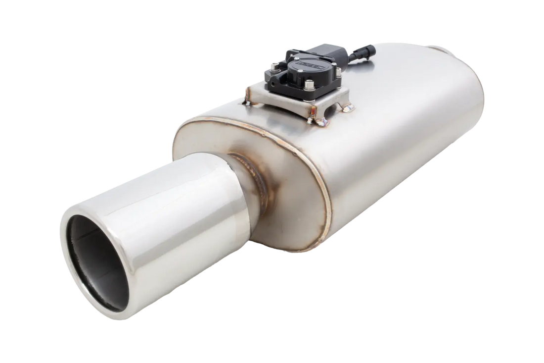 Oval Body 5.5" x 9.5" x 15" (13,97cm x 24,13cm x 38,1cm) Center in/Center Out 2.5" Flanged Inlet, 4" Double-Wall Tip - VMK8-250