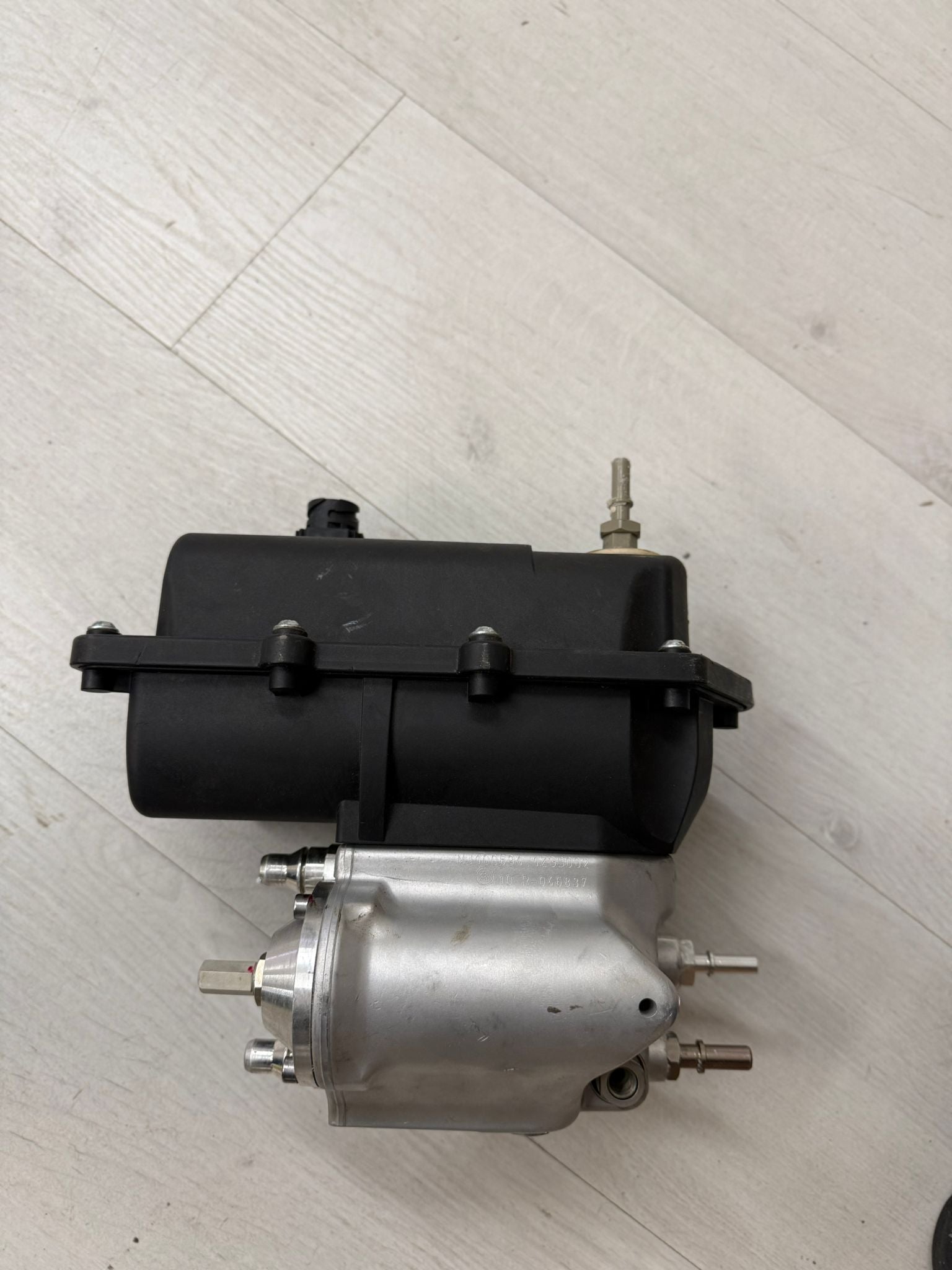 A 000 140 44 78